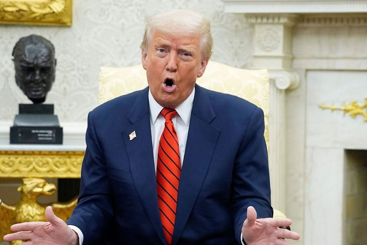 Droits de douane: Trump recule sous la pression, mais cible davantage la Chine