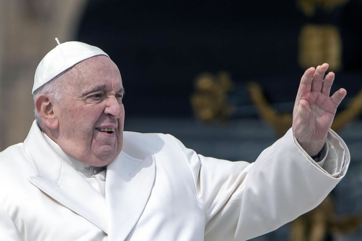 Pape François : ce que coûte réellement le chef de l'église catholique