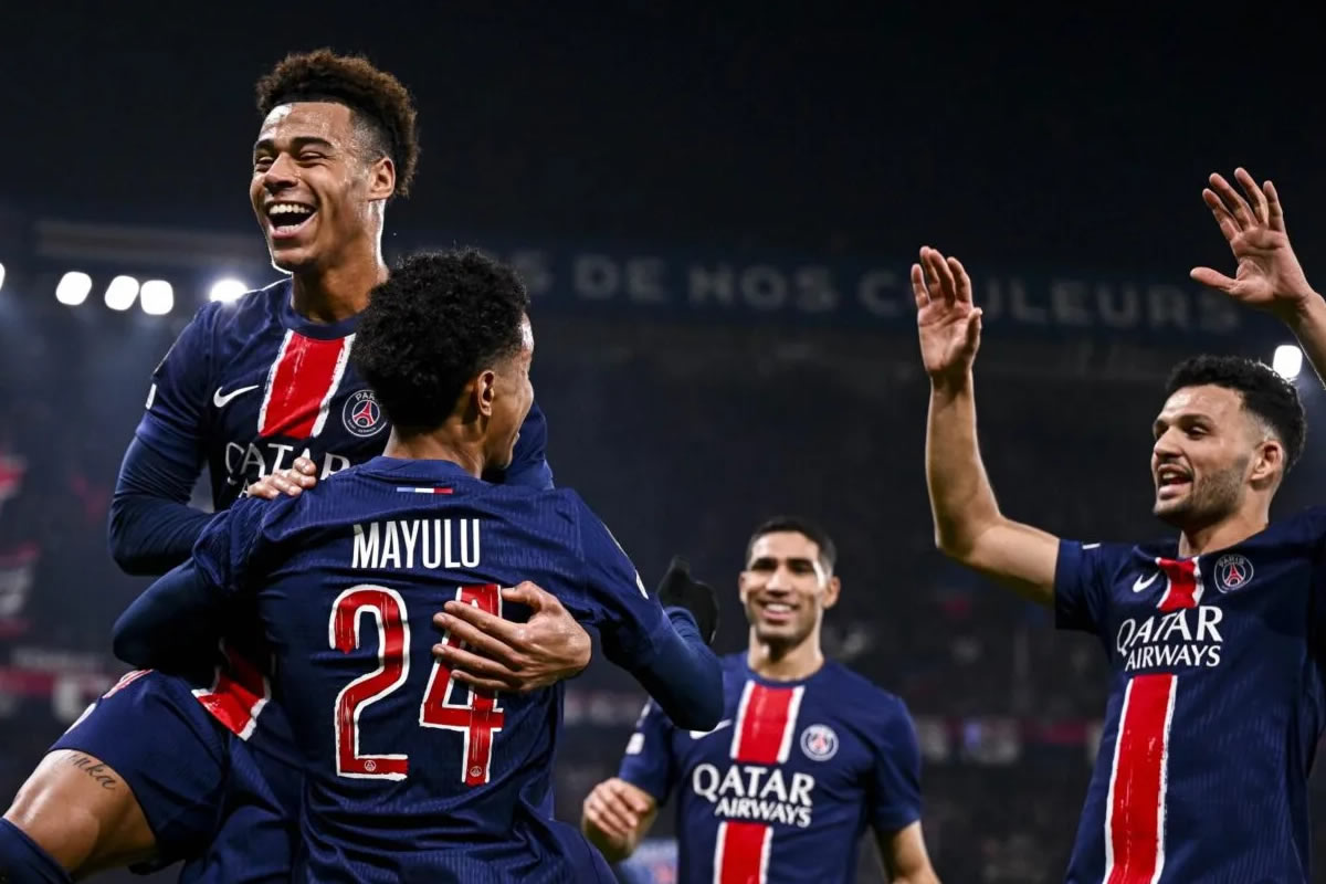 Photo de quelques uns des joueurs de l'équipe championne d'Europe de football