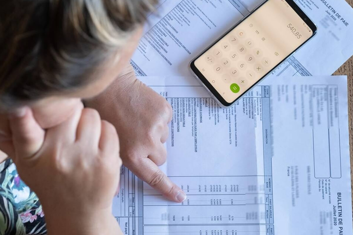 Écart salarial après 40 ans : les femmes paient le prix fort de l'inégalité économique