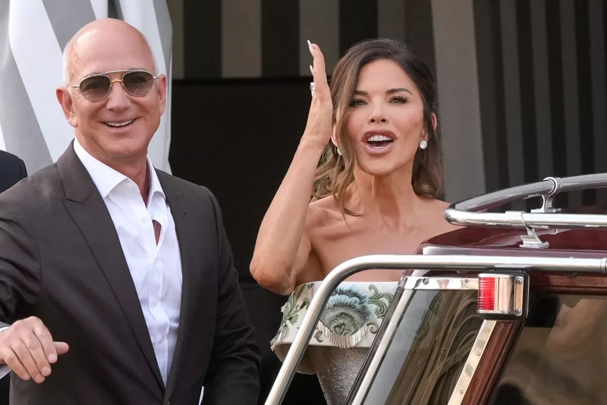 Jeff bezos et Lauren Sanchez à Venise à l'occasion de leur mariage de milliardaires