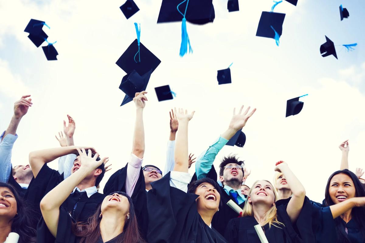 Baccalauréat 2025 : une pluie d’euros pour les mentions, mais à quel prix ?
